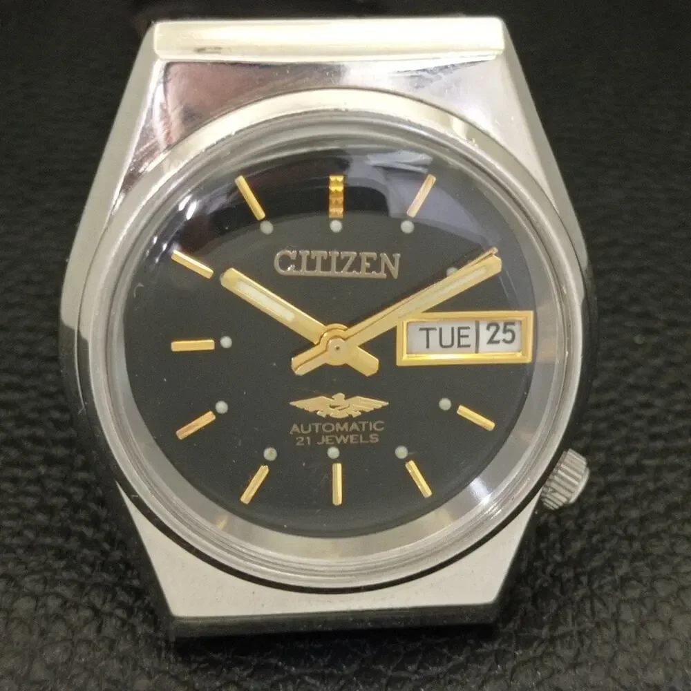 Vintage 1970 Citizen Automatic Mens Silver Watch W/daydate & Gold accents